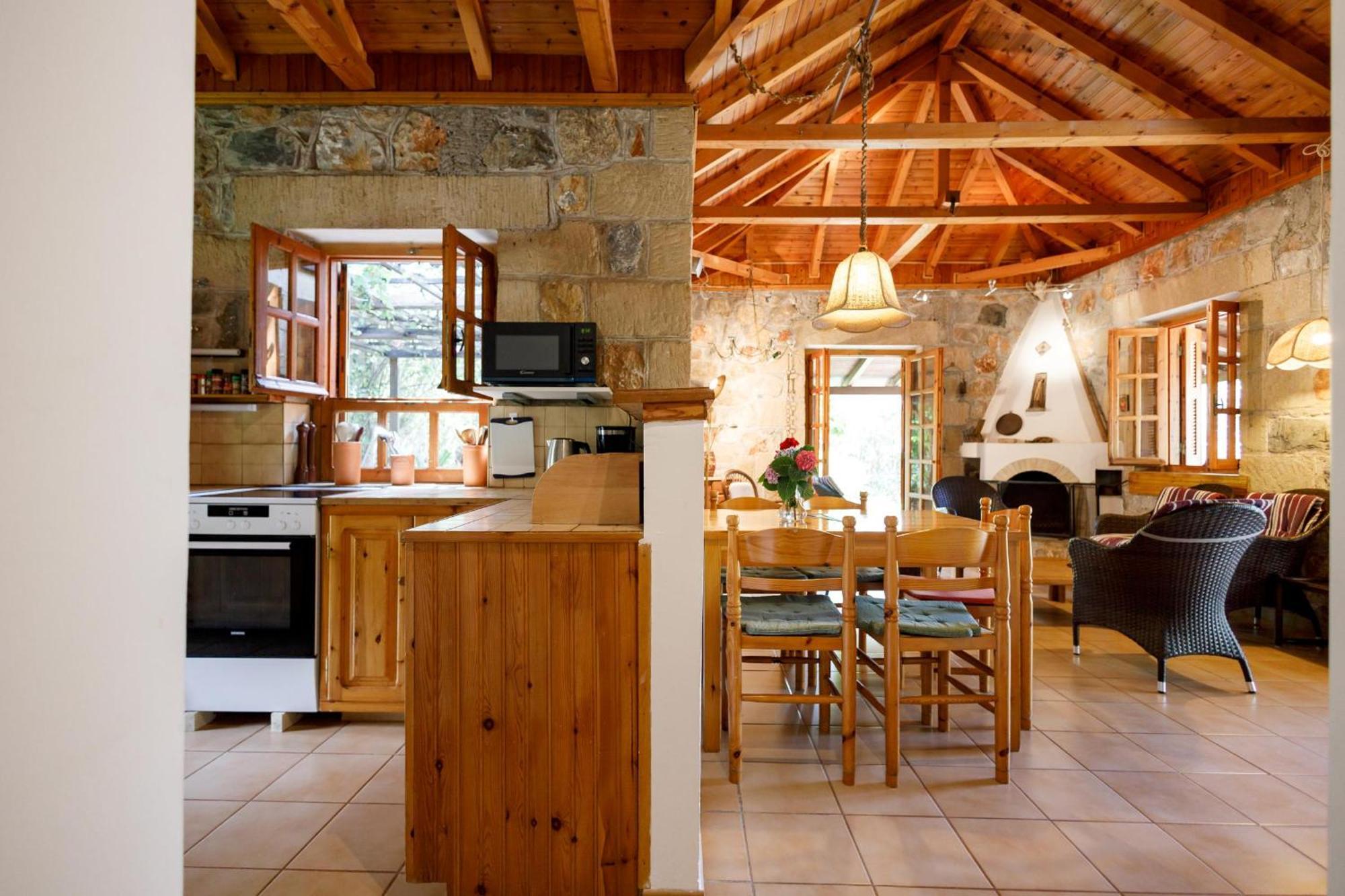 Spiti Nicola Villa Stoúpa Exterior foto